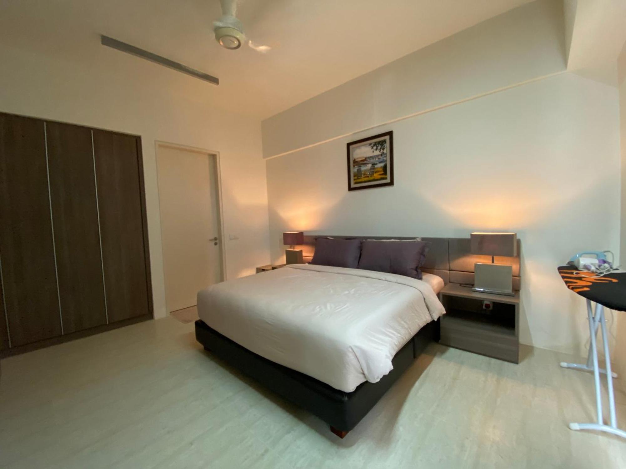 By The Sea @ Cozy Beachfront Home Batu Ferringhi Exterior photo